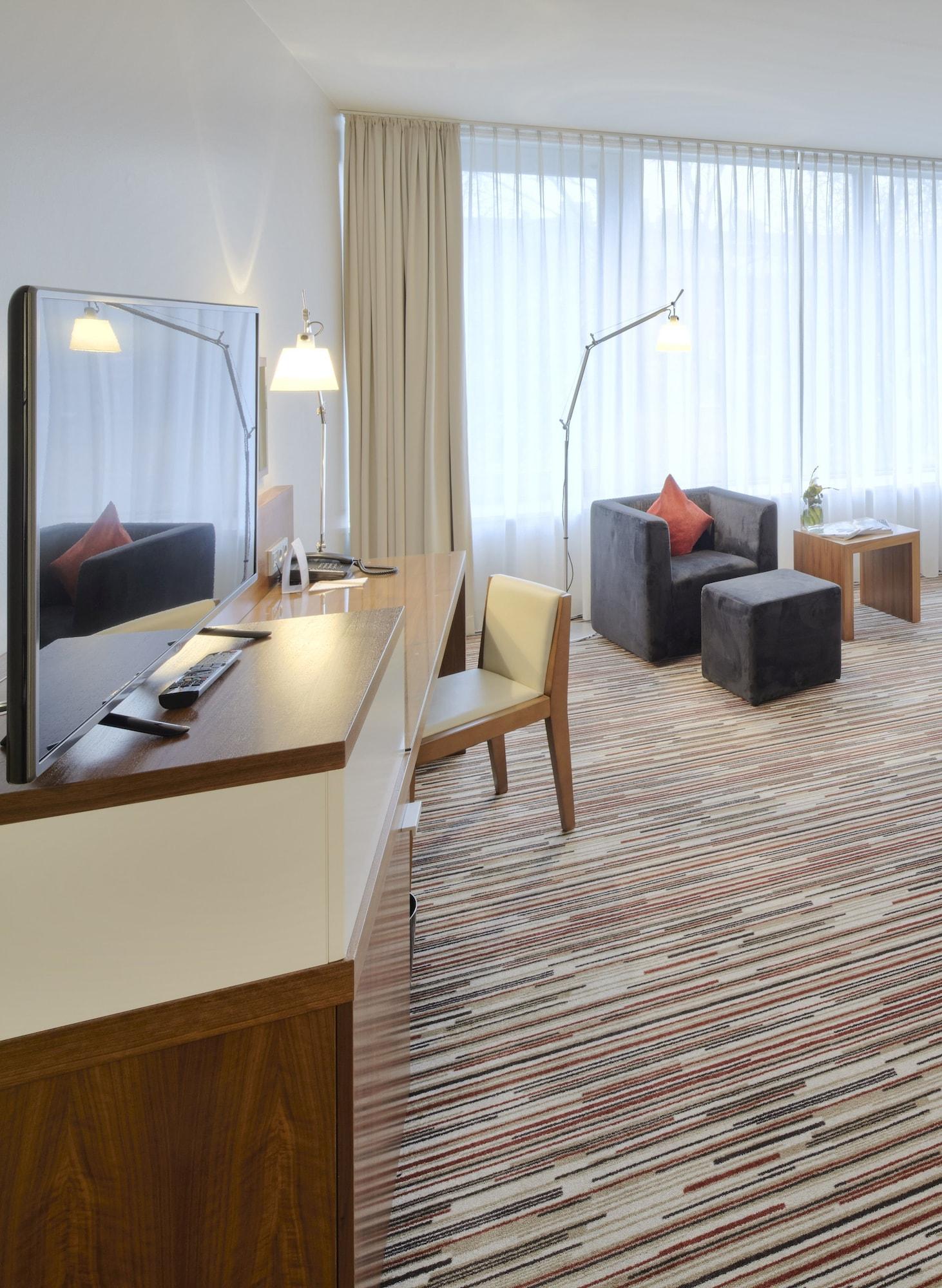 Clayton Hotel Dusseldorf City Centre Εξωτερικό φωτογραφία
