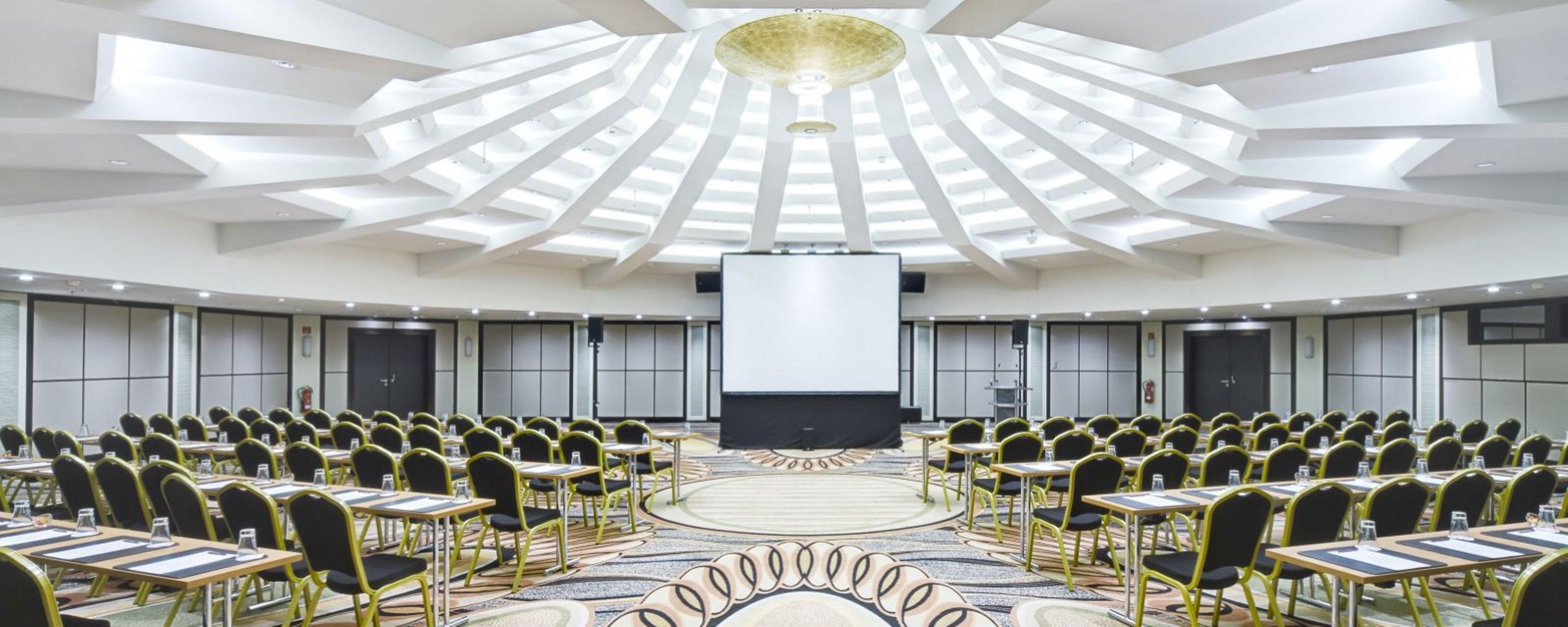 Clayton Hotel Dusseldorf City Centre Εξωτερικό φωτογραφία