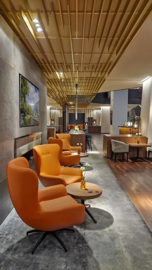 Clayton Hotel Dusseldorf City Centre Εξωτερικό φωτογραφία