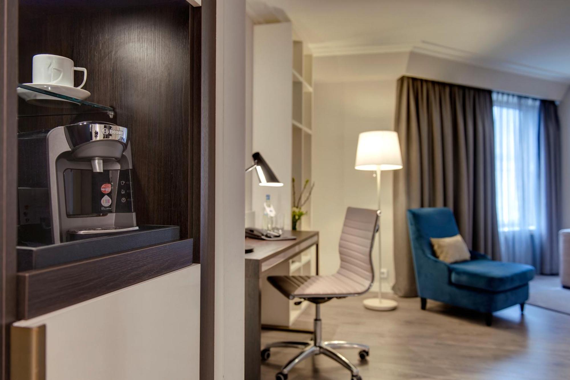 Clayton Hotel Dusseldorf City Centre Εξωτερικό φωτογραφία