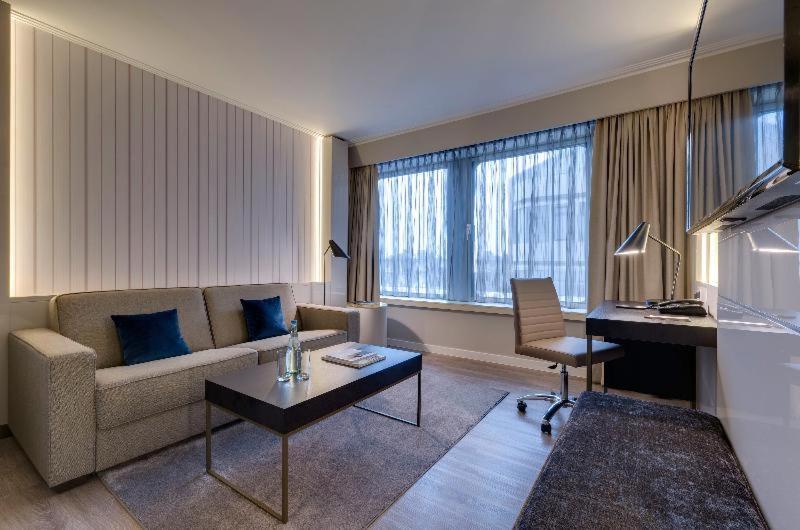 Clayton Hotel Dusseldorf City Centre Δωμάτιο φωτογραφία