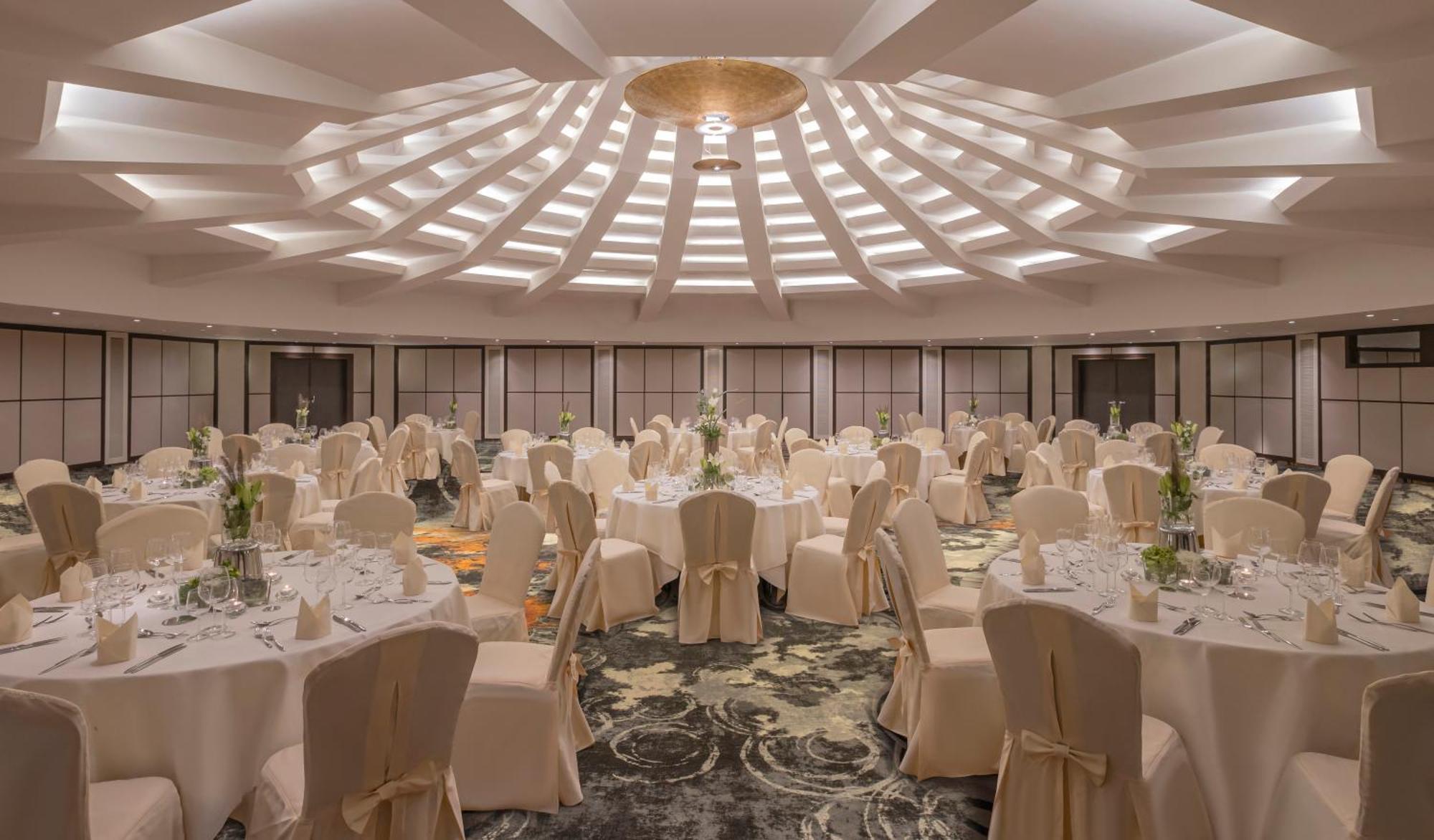 Clayton Hotel Dusseldorf City Centre Εξωτερικό φωτογραφία